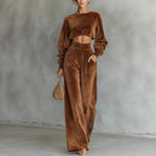 Ensemble crop top velours et pantalon large