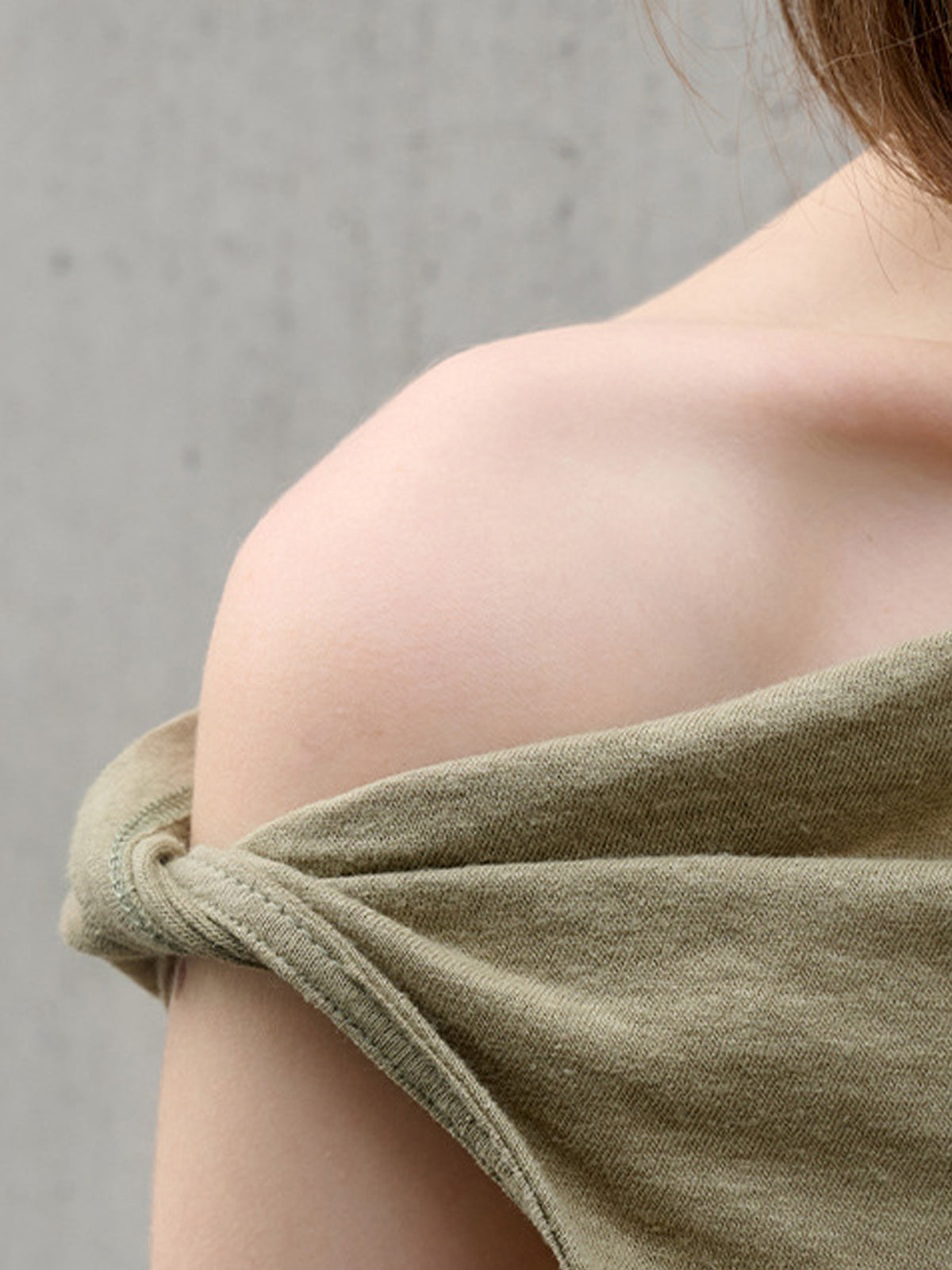 Irregular Off-Shoulder Casual T-Shirt