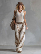 Hose mit Batikmuster und Falten im weiten Schnitt