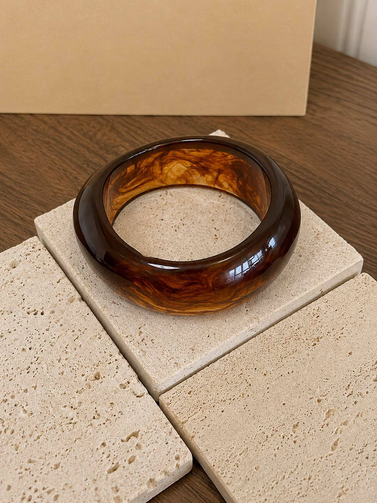 Maillard-style Irregular Wide-rim Resin Bracelet