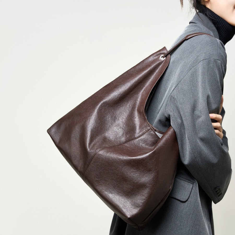 Soft Vegetable-Tanned Cowhide Tote Bag