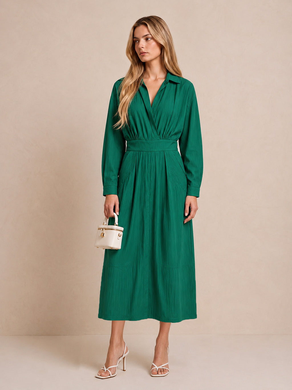 V-neck Shirt Dress With A Fitted Waist And Side Pockets