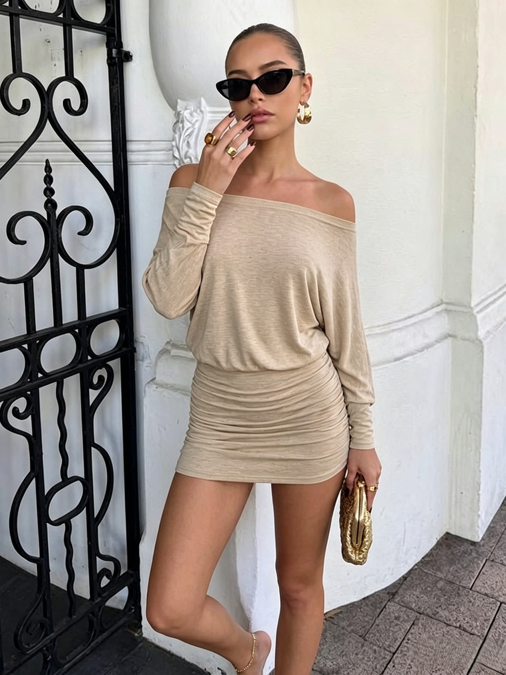 Off-Shoulder Batwing Sleeve Bodycon Dress