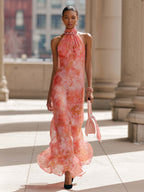 Pinkes Chiffon-Maxikleid mit Blumenmuster