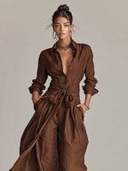 Leinen-Jumpsuit mit weitem Bein, Taillengürtel und Umlegekragen