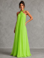 Perlenbesetztes Neckholder-Maxikleid mit Falten