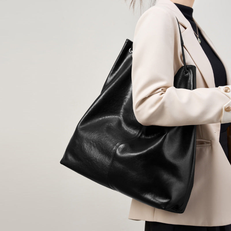 Soft Vegetable-Tanned Cowhide Tote Bag