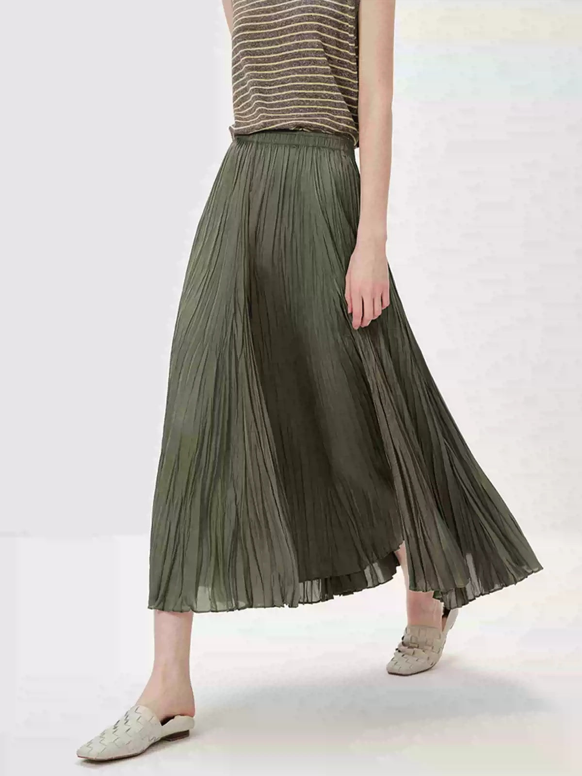 Pleated A-Line Midi Skirt