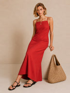 Rotes Maxikleid aus Leinenmix mit Spaghettiträgern – Mühelose Sommereleganz