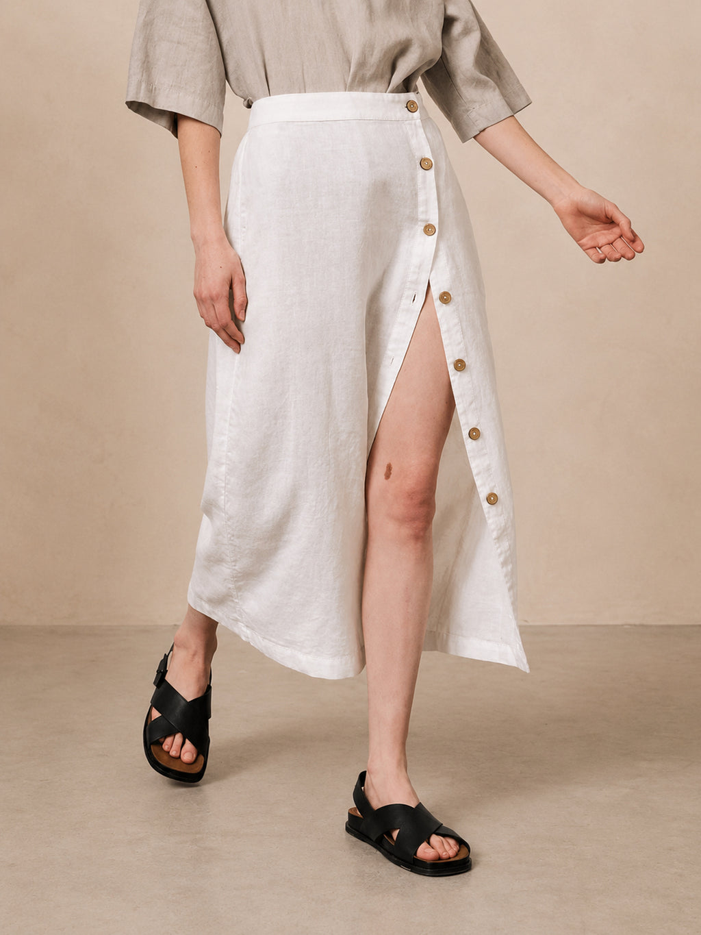 Button Slit Linen Midi Skirt