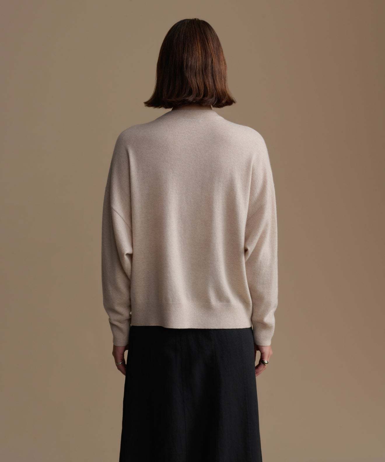 Soft Cotton Blend Knit Sweater with Detachable Navy Tie Collar and Long Sleeve Design