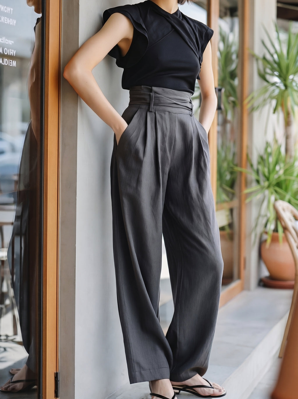 High-Waisted Wide-Leg Trousers in Polyester Fabric for Women - Comfortable and Stylish Everyday Wear