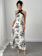 Maxikleid mit Blumenmuster, Neckholder und schmaler Passform