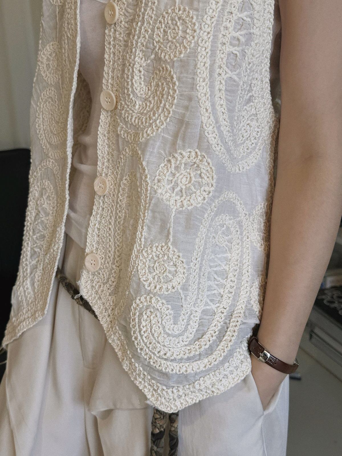 Embroidered V-Neck Button-Front Vest