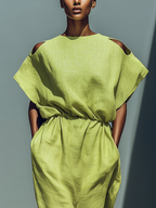 Robe midi en lin à épaules dénudées avec taille élastiquée et manches larges
