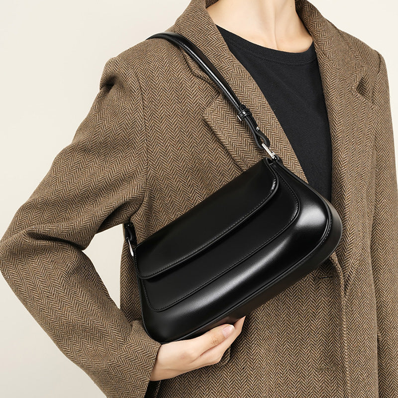 Leather Saddle Shoulder Bag
