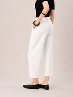 Curved Seam Cropped Cotton Jeans