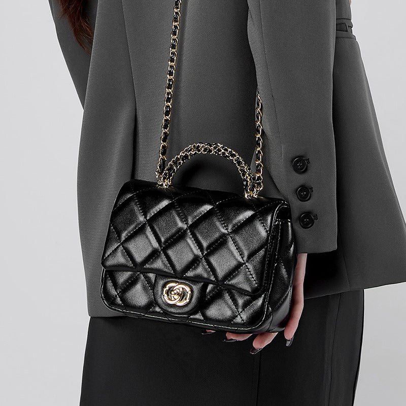 Quilted Chain Shoulder Bag