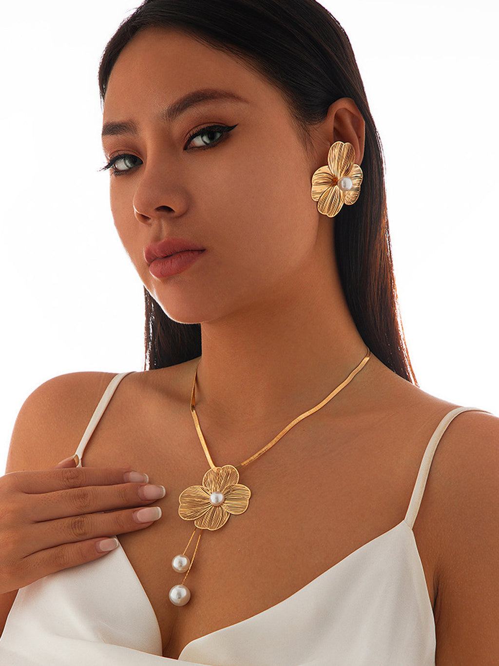 Pearl Floral Filigree Jewelry Set