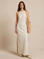 Ärmelloses Leinenkleid mit seitlichem Schlitz