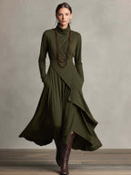 Robe midi asymétrique drapée à col roulé