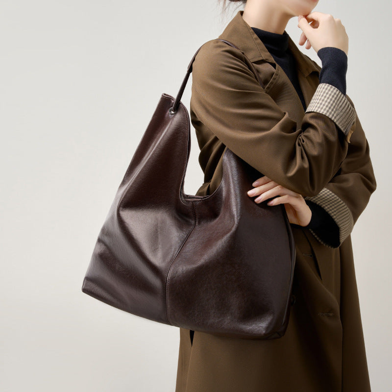 Soft Vegetable-Tanned Cowhide Tote Bag