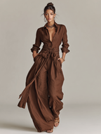 Leinen-Jumpsuit mit weitem Bein, Taillengürtel und Umlegekragen