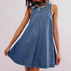 Mini-robe trapèze dos nu en jean