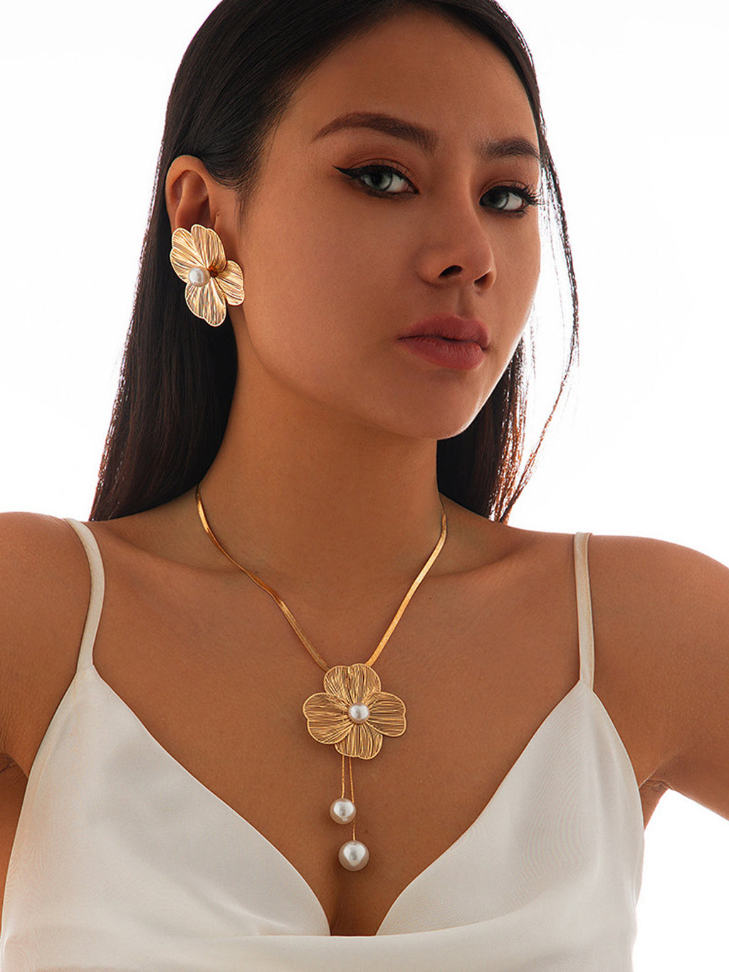 Pearl Floral Filigree Jewelry Set
